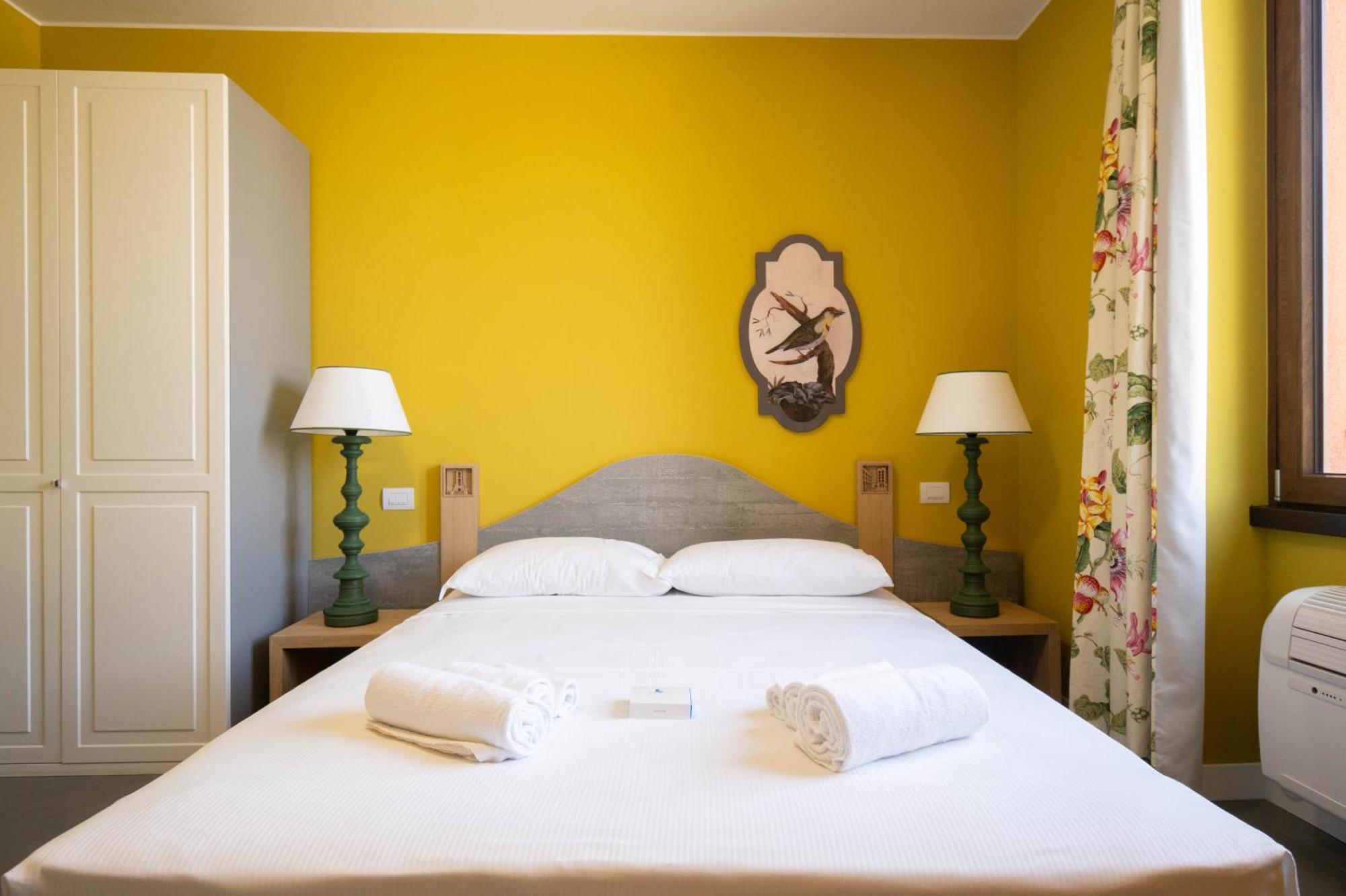San Giuseppe Suite Lake Комо Екстериор снимка
