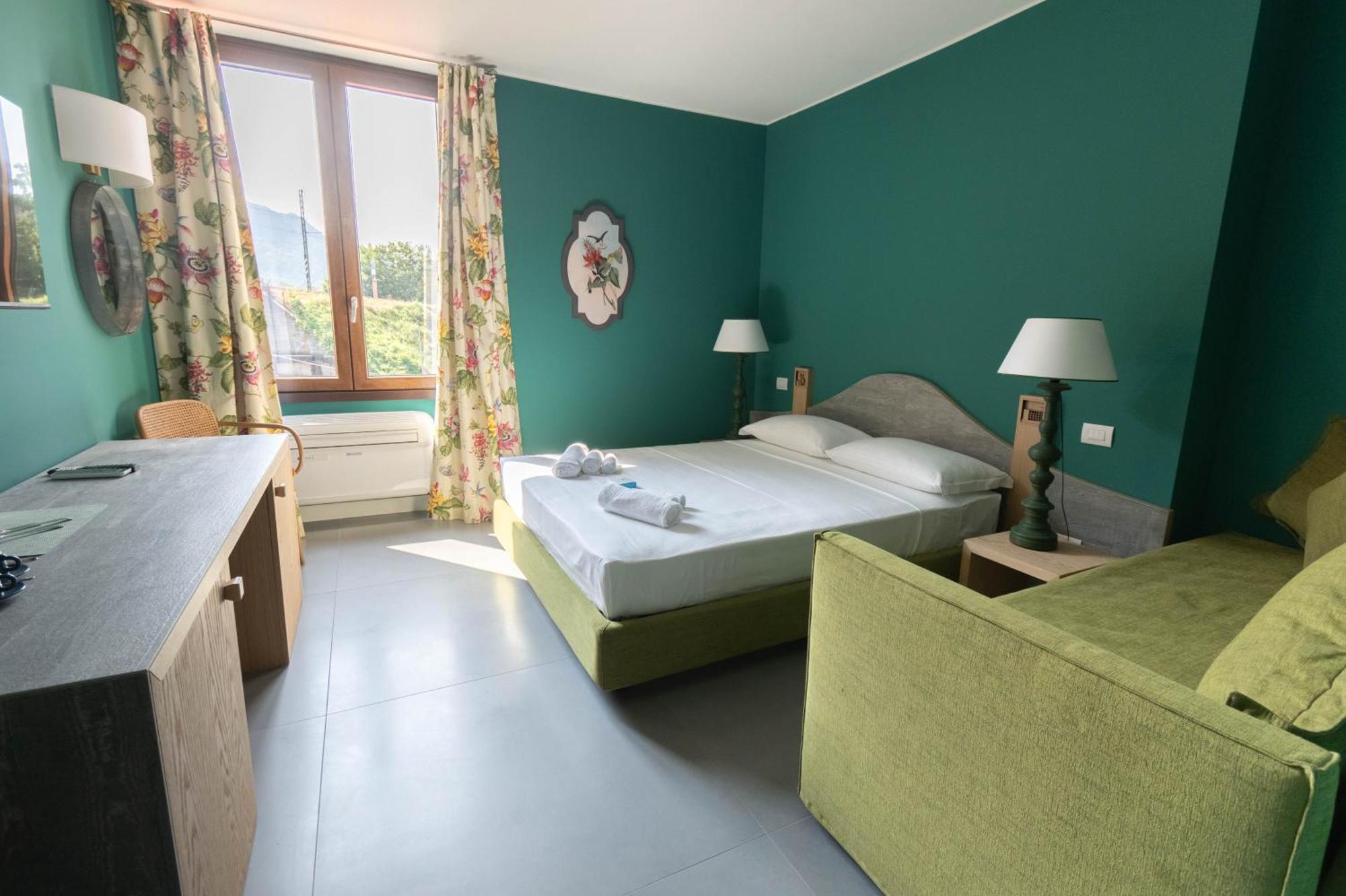 San Giuseppe Suite Lake Комо Екстериор снимка