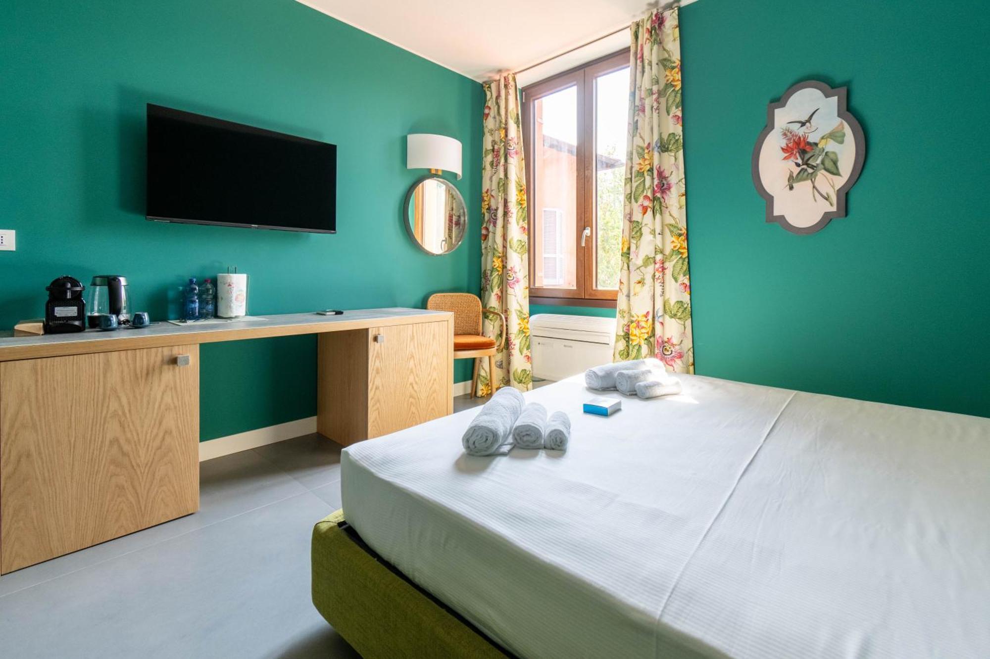 San Giuseppe Suite Lake Комо Екстериор снимка