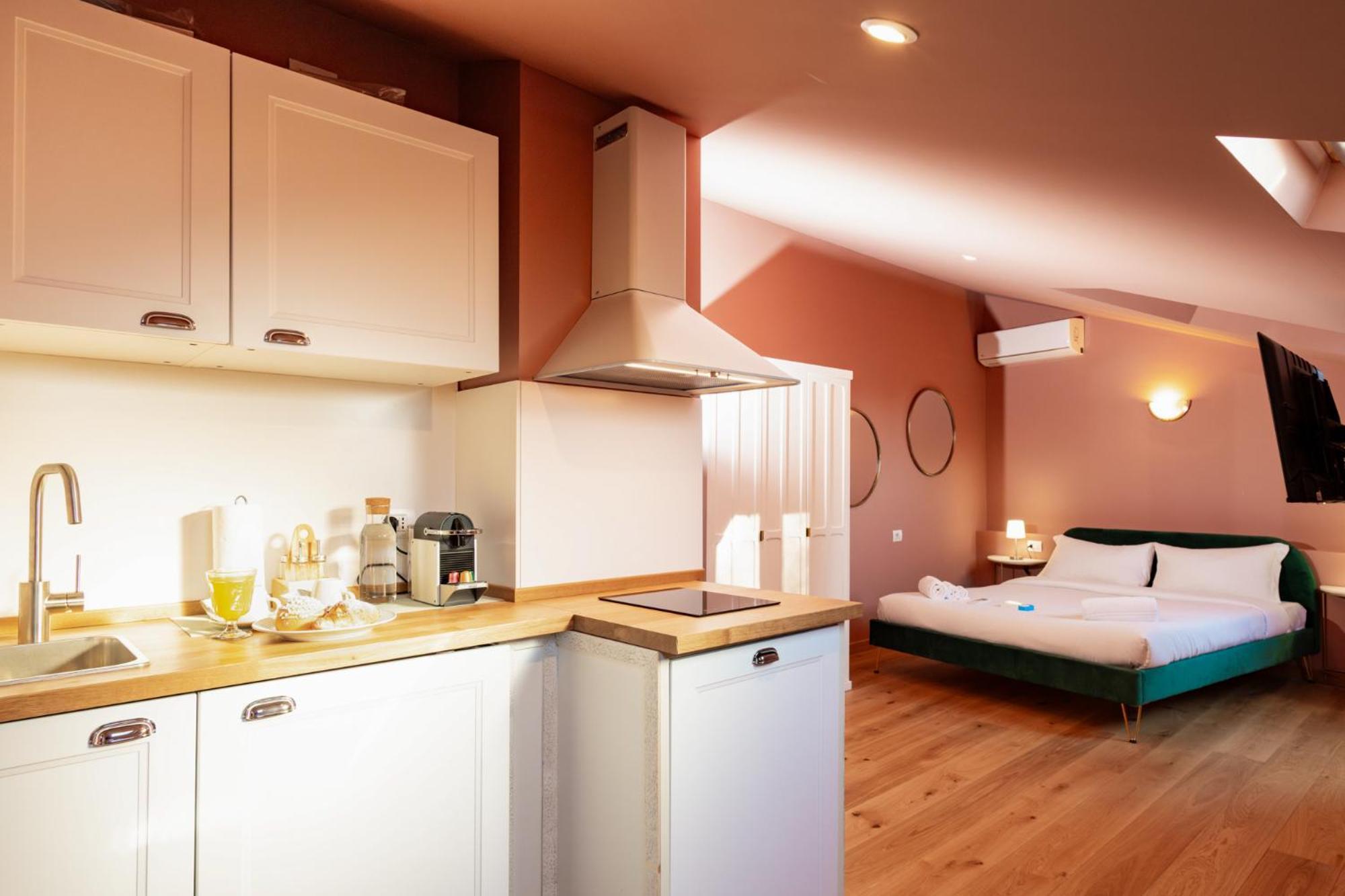 San Giuseppe Suite Lake Комо Екстериор снимка