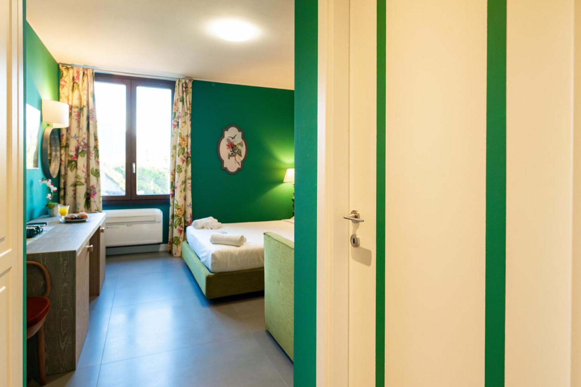San Giuseppe Suite Lake Комо Екстериор снимка